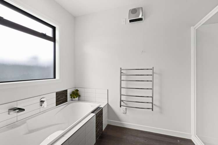 5 Wanaka Place Poraiti_12