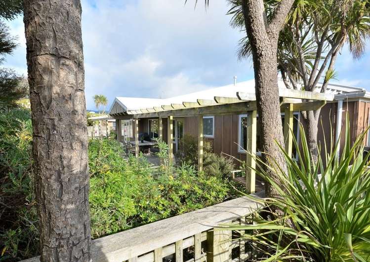 6 Marewa Place Waikanae Beach_0