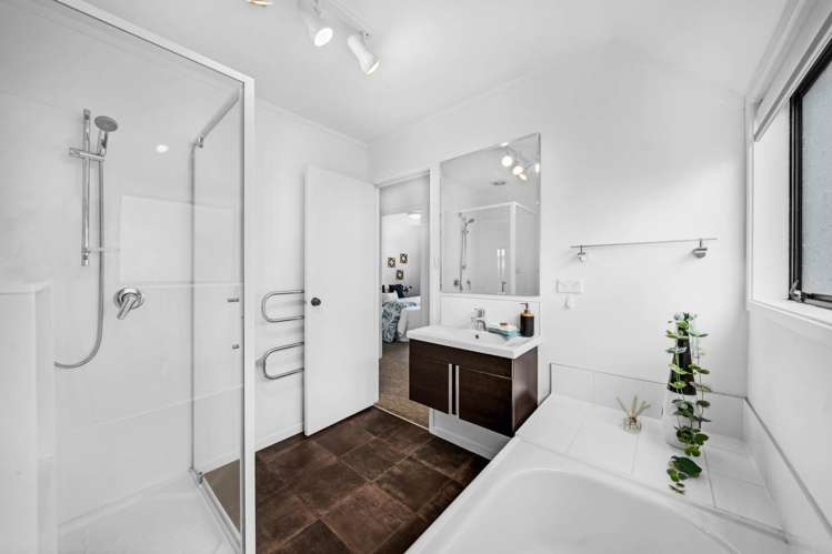 18 Springwood Place Mt Eden_17