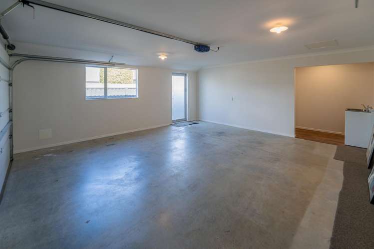 47 Kendall View Stoke_13