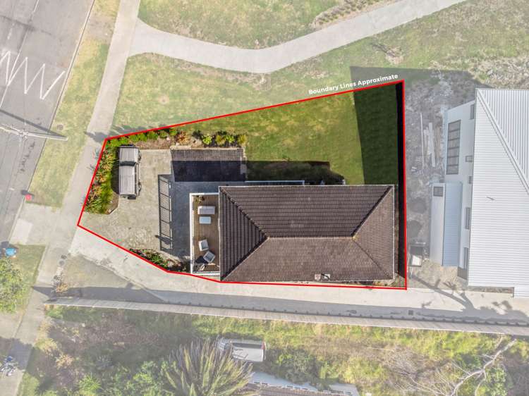 61 Holly Street Avondale_14