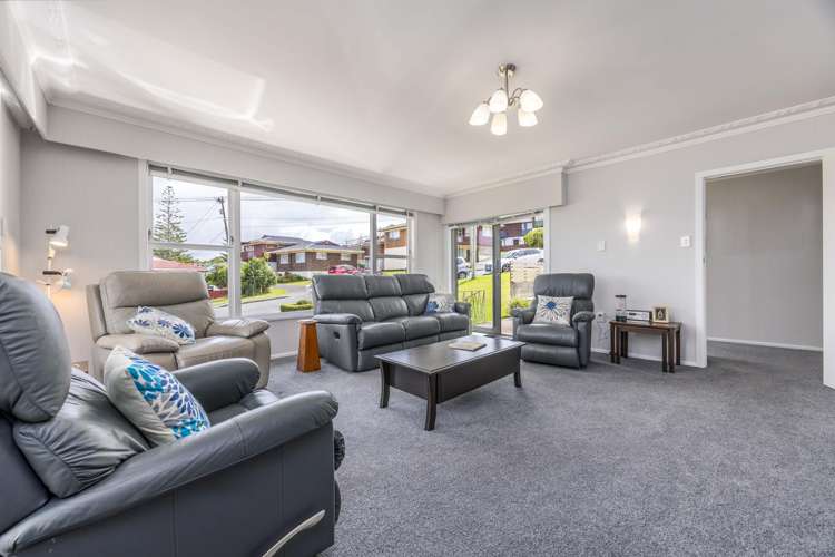 14 John Davis Road Mt Roskill_4