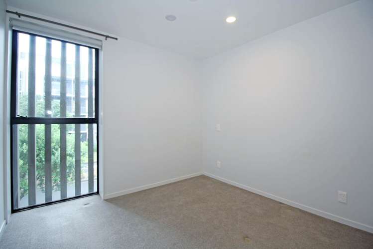 102/3 Bluegrey Avenue Stonefields_4