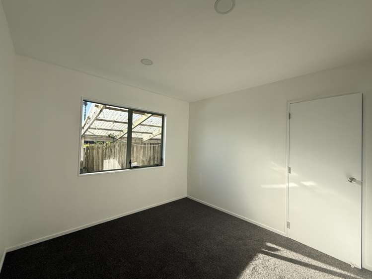 2/4 Stanley Rd Glenfield_9