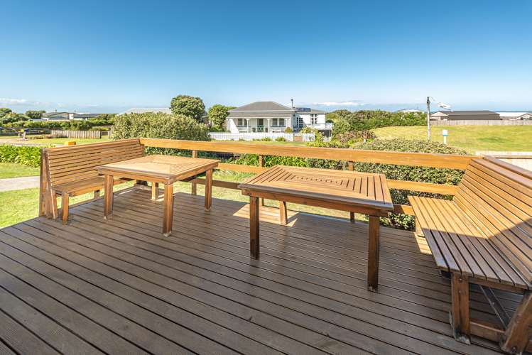 22 Okiwa Terrace Waiinu Beach_6