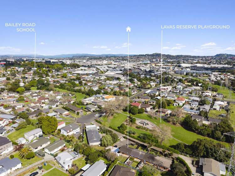 1/9 Lavas Place Mount Wellington_21