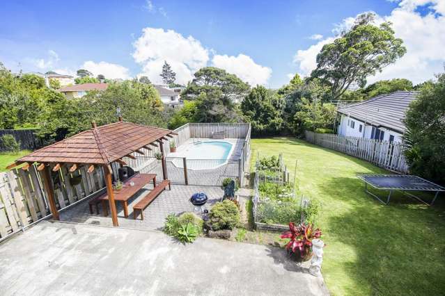 87 Golf Road New Lynn_3