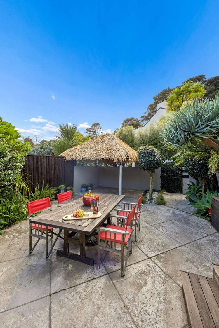 25 Woodfern Crescent Titirangi_27
