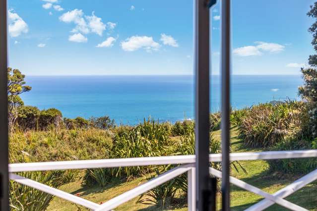 13 Te Ahuahu Road Piha_2