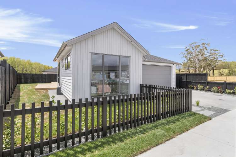 5 Matahae Crescent Wainui_19