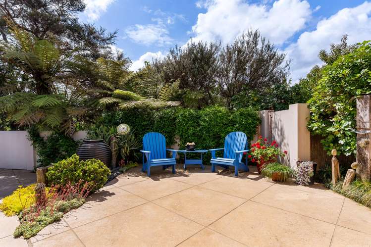 3 Traffic Road Greenhithe_10