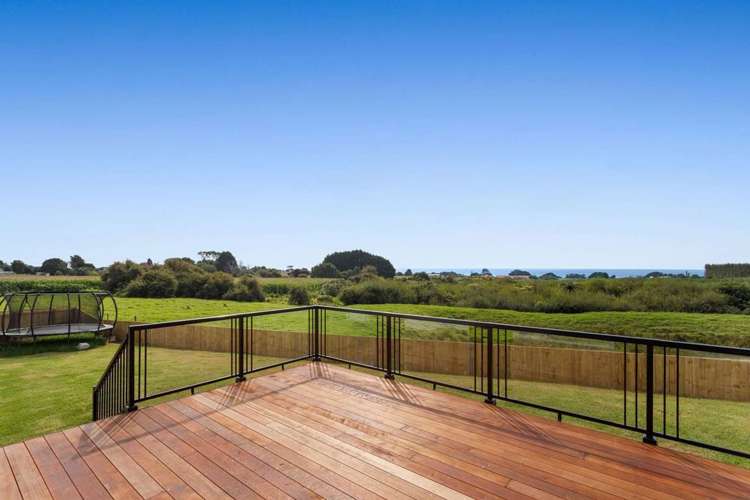24 Rawinia Place Te Kaha_20
