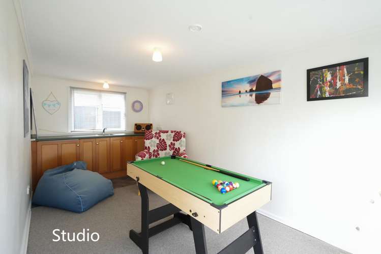 71 Main Road Redcliffs_16