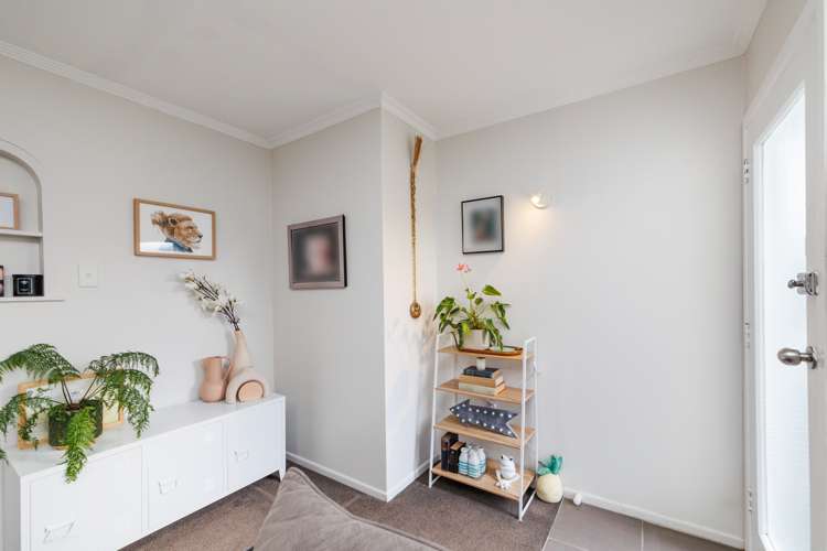 47 Parkland Crescent Terrace End_8