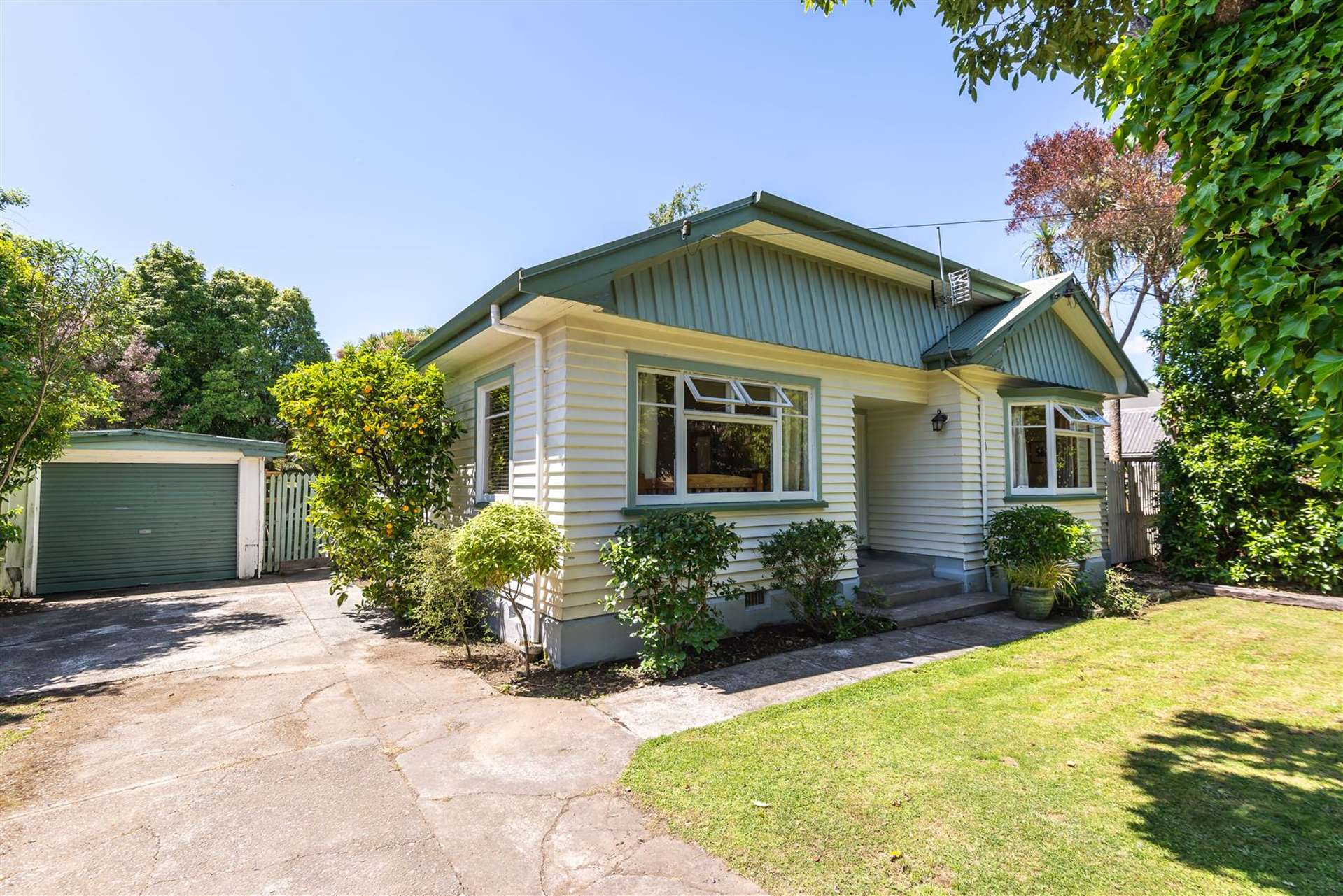 7 Kowhai Terrace Saint Martins_0