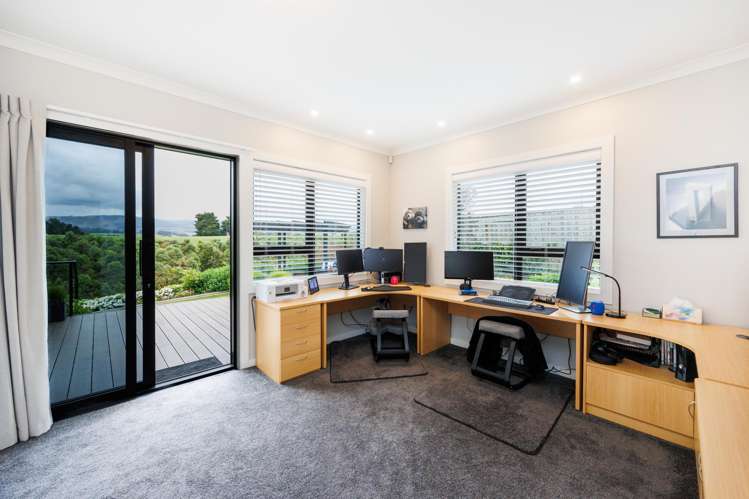 10 Coutts Way Fitzherbert_18