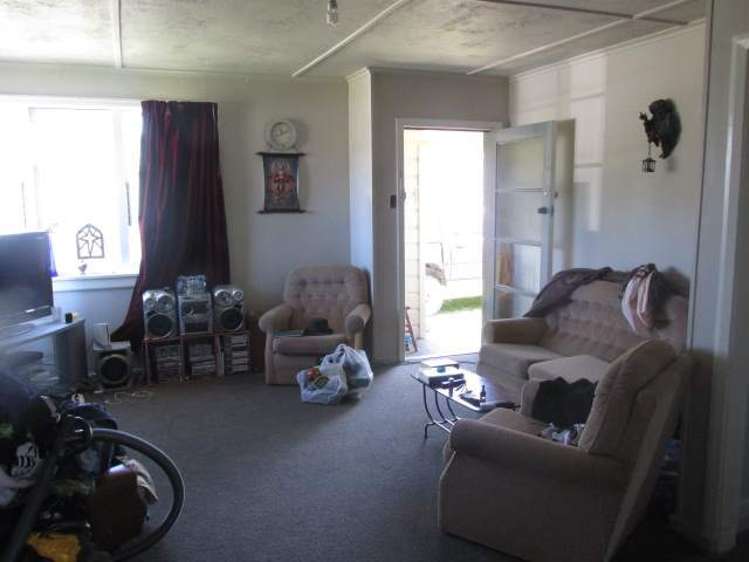 6 Conlon Street Reefton_10