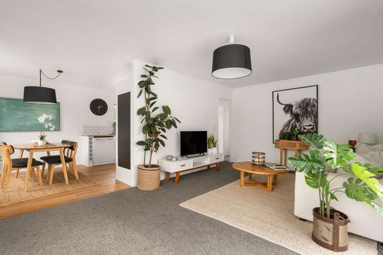 10 James Cook Drive Welcome Bay_7