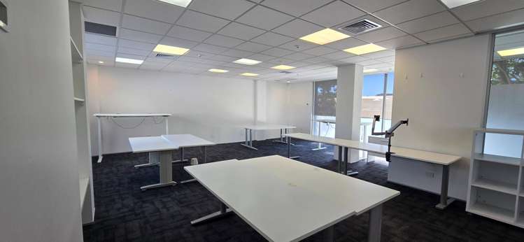 495 Lake Road Takapuna_12