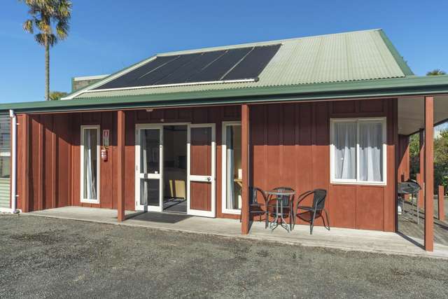 87-89 Commercial Street Takaka_2