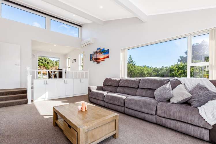 8 Japonica Crescent Ranui Heights_12