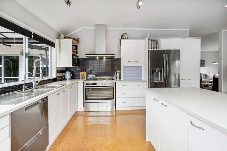 6 Haronui Street Kensington_8