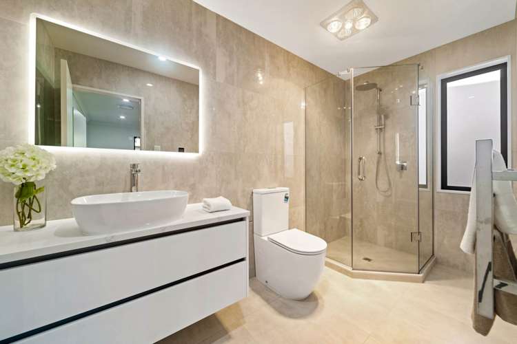 1 Woodacre Street Flat Bush_14