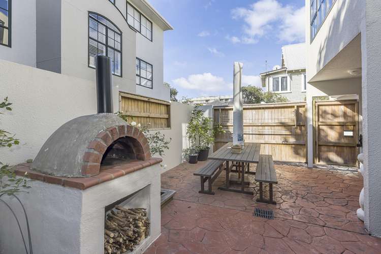 16d Hobson Street Thorndon_15