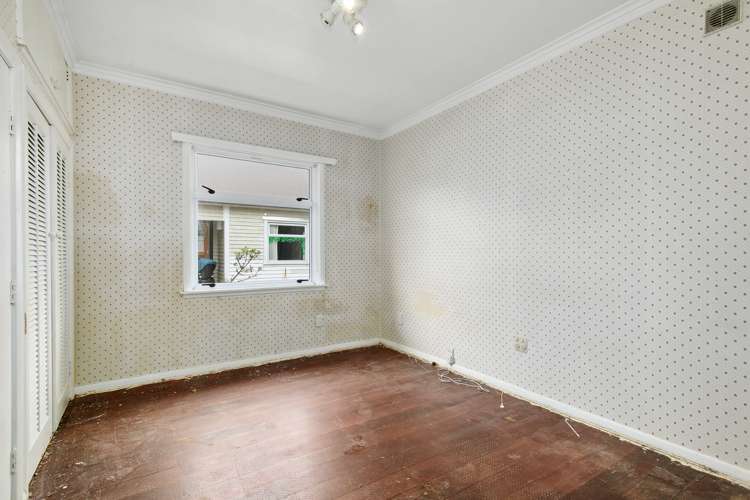 142 Main Road Tawa_8