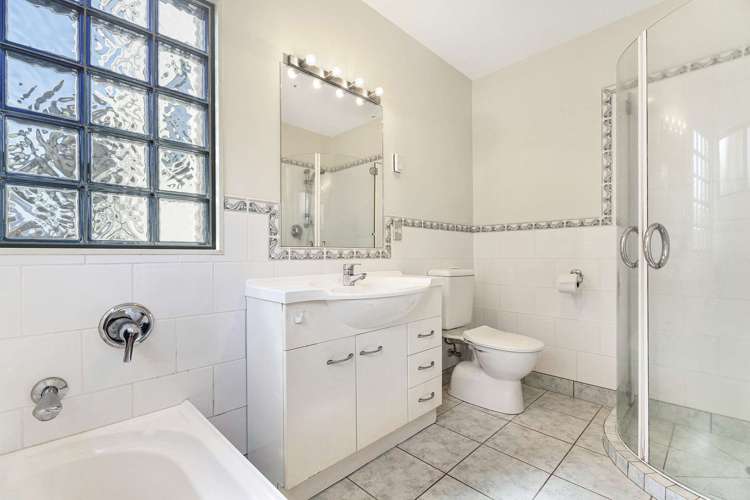 308 Main Road Tairua_16