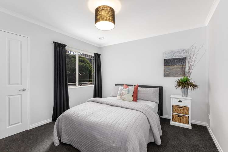 30 Galveston Grove Totara Park_16