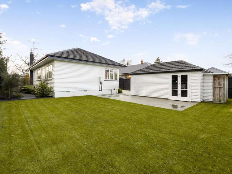 120 Brookfield Street Hamilton East_16