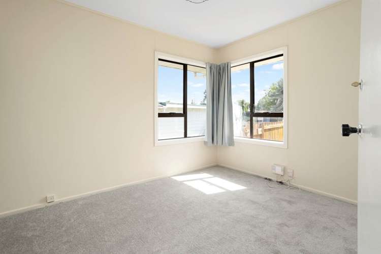 1/13 Kereru Street Henderson_10