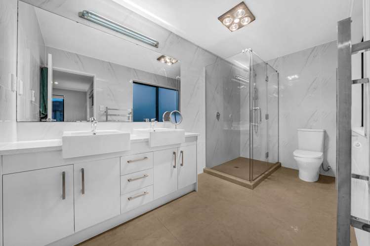63 Castlederg Drive Flat Bush_17