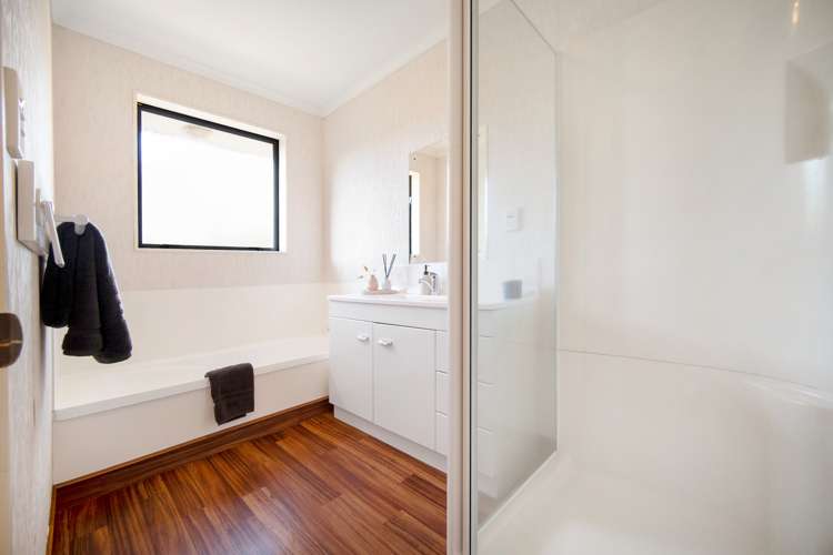 7 Otia Drive Richmond_19