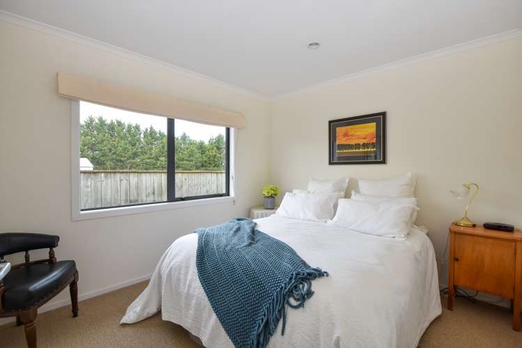 20 Hilton Road Carterton_10