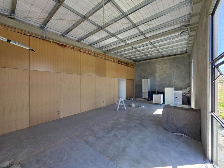 1 and 6/32 Thistle Avenue Masterton_5