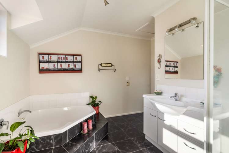 5 Garin Grove Richmond_12