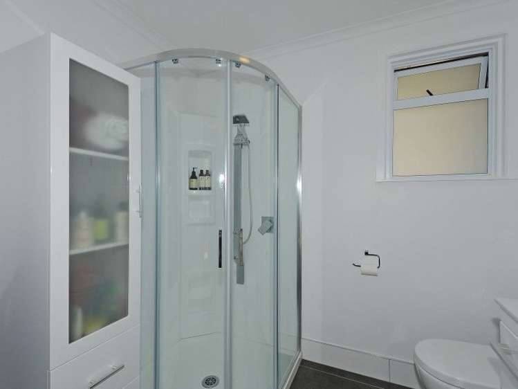 5 Winchester Avenue Pinehaven_13