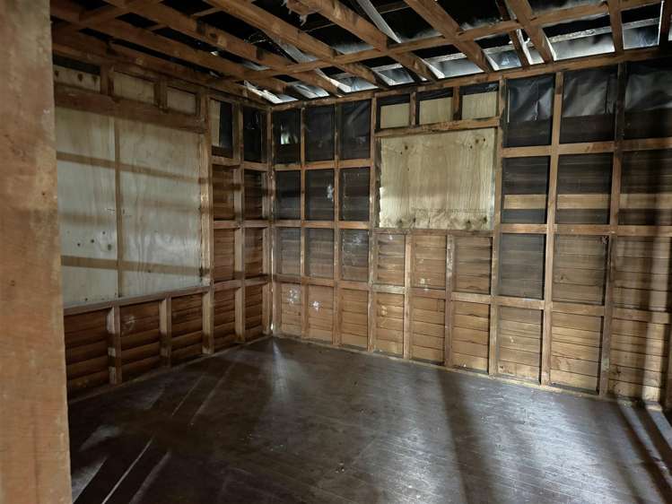 426 State Highway 6 Coal Creek_11