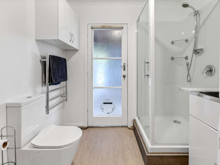 2/3 Pohutukawa Avenue Shelly Park_20