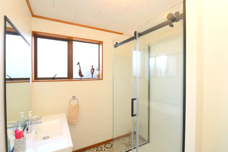 2/165 Catherine Street Windsor_12