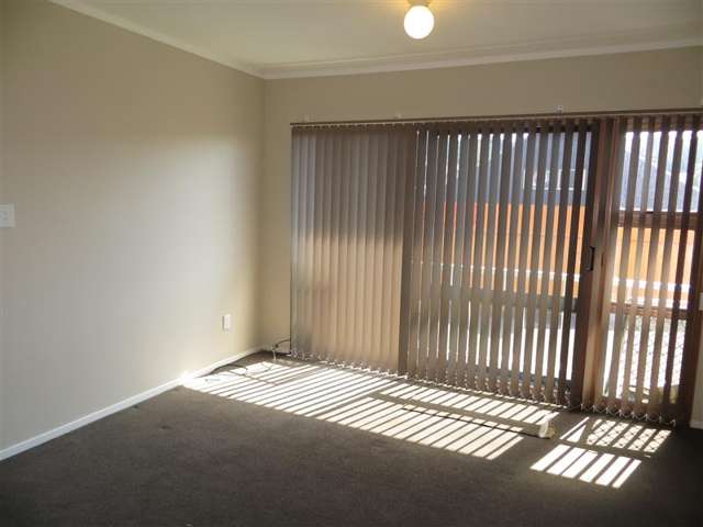 8/773 Beach Road 1607_3