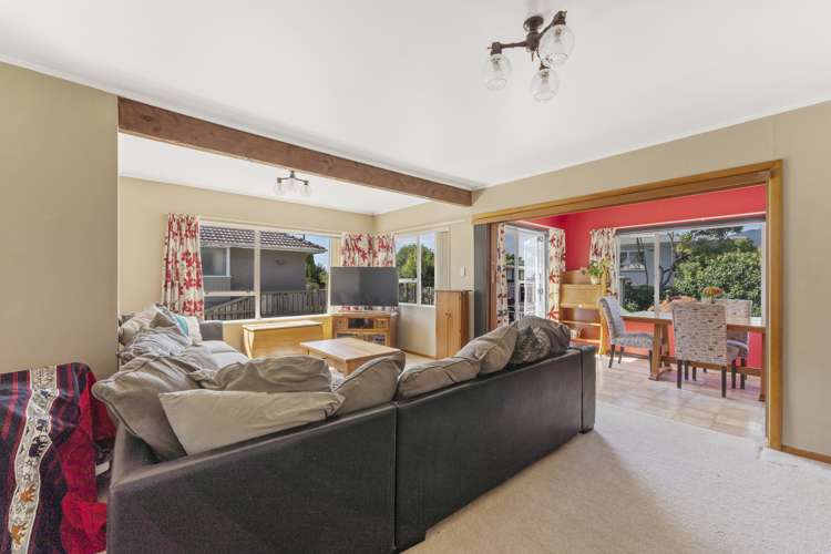 13 Churchill Avenue Richmond_6