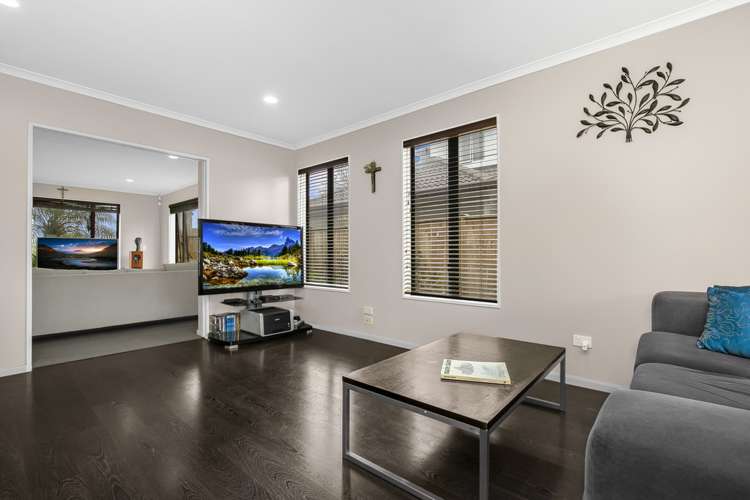 21 Cambrian Crescent Flat Bush_3