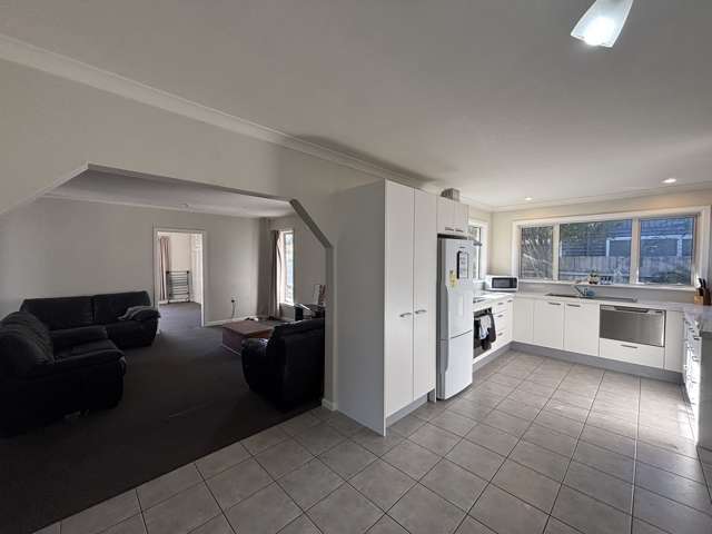 1/5 Bentley Street Russley_3