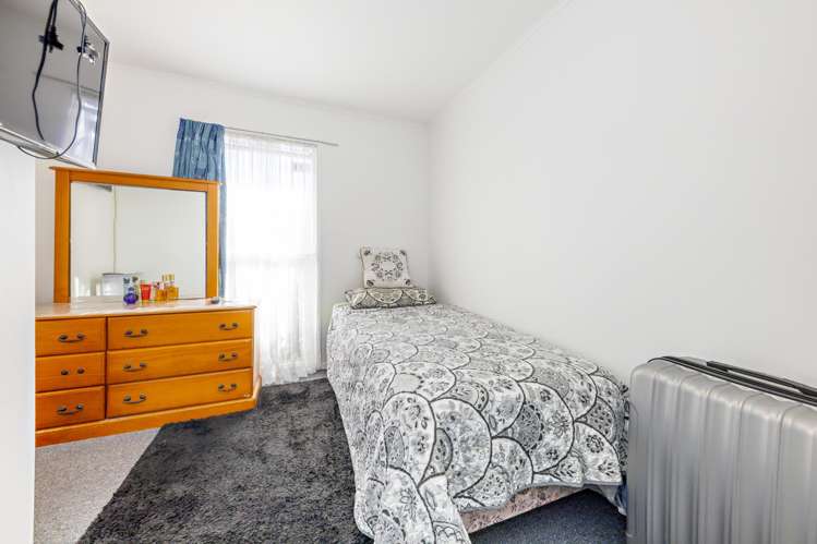 7 Agar Place Favona_10