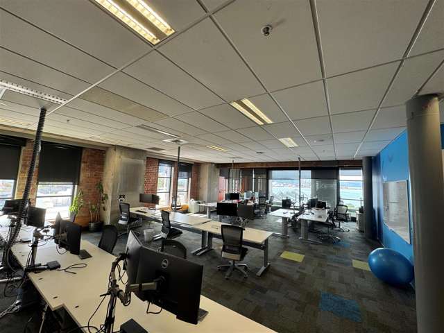 Part Level 3, 11 Cable Street Wellington Central_4