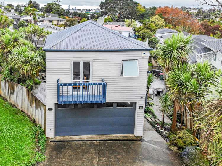 2/18 Orton Street Glenfield_21