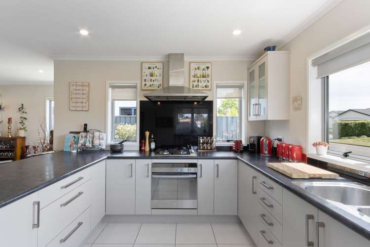 51 Squire Drive Awatoto_2